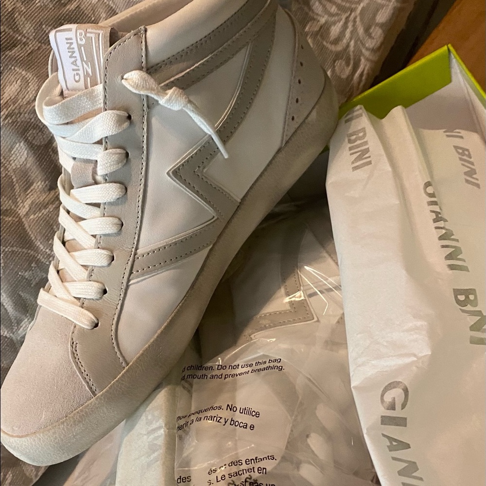 Gianni Bini High top Sneakers